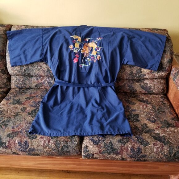 Colourful embroidery Chinese dragon & clouds, navy blue robe, S, M, vintage 80s - Picture 2 of 8